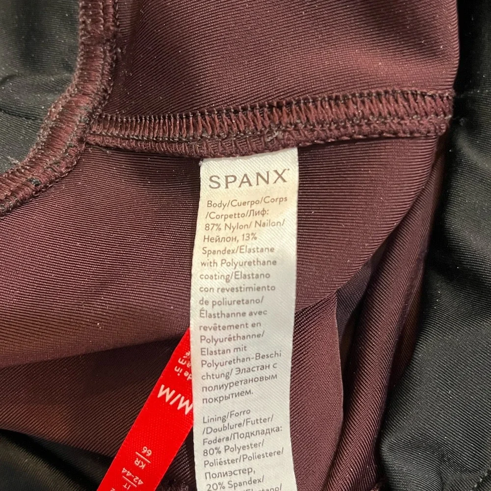 Spanx Faux Leather Leggings Brown Size M Mid Rise Coated Shaping 27" Inseam - Picture 4 of 6